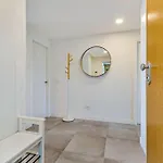 Appartamento Fantastic Two Bedroom Apartment. *