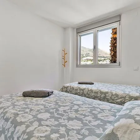 Fantastic Two Bedroom Apartment. *