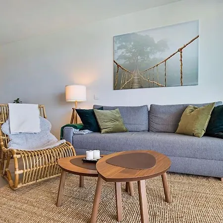 Fantastic Two Bedroom Apartment. *