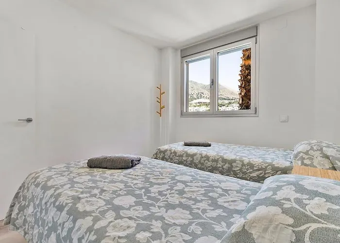 Fantastic Two Bedroom Apartment. *