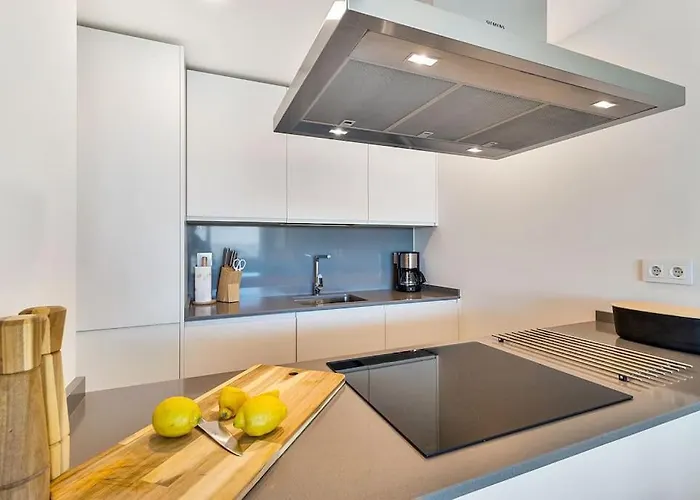 Fantastic Two Bedroom Apartment. *