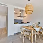 Fantastic Two Bedroom Apartment. Fuengirola