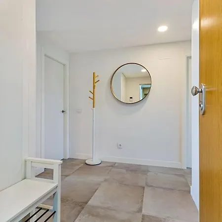 דירה Fantastic Two Bedroom Apartment. *